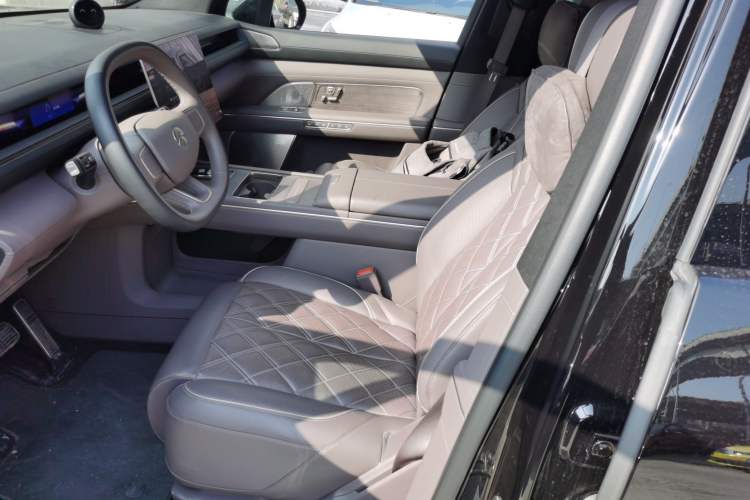 Used Nio ES8 2026 Model 6-seat Executive Luxury Edition
