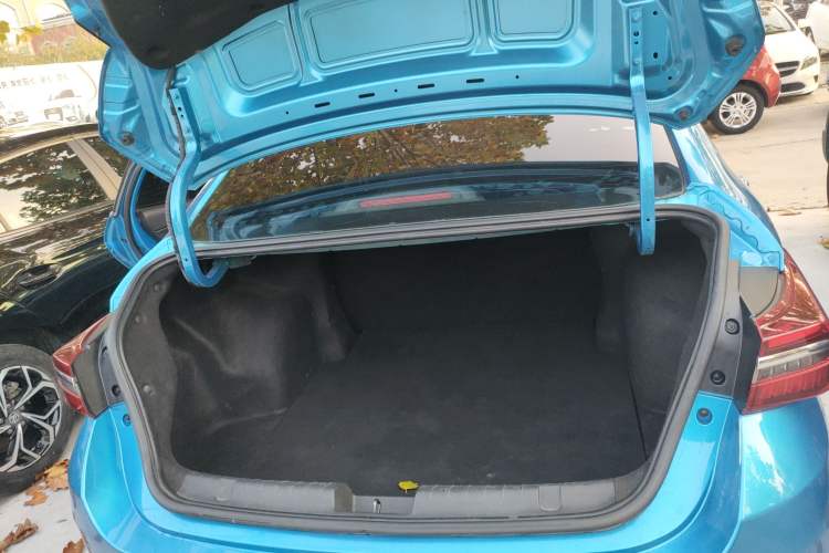 Used Chery Arrizo GX 2019 1.5T CVT New Dynamic Color Version China VI Standard