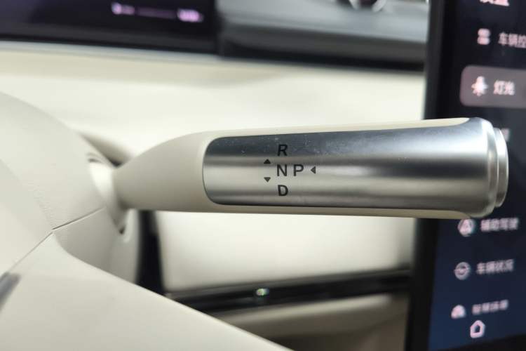 Used Hima Luxeed S7 2024 Max+ Rear-Drive Ultra-Range Intelligent Driving Edition Gear Lever