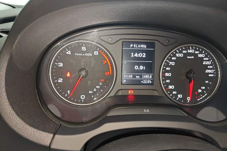 Used Audi A3 2014 Limousine 35 TFSI Automatic Comfort Model
