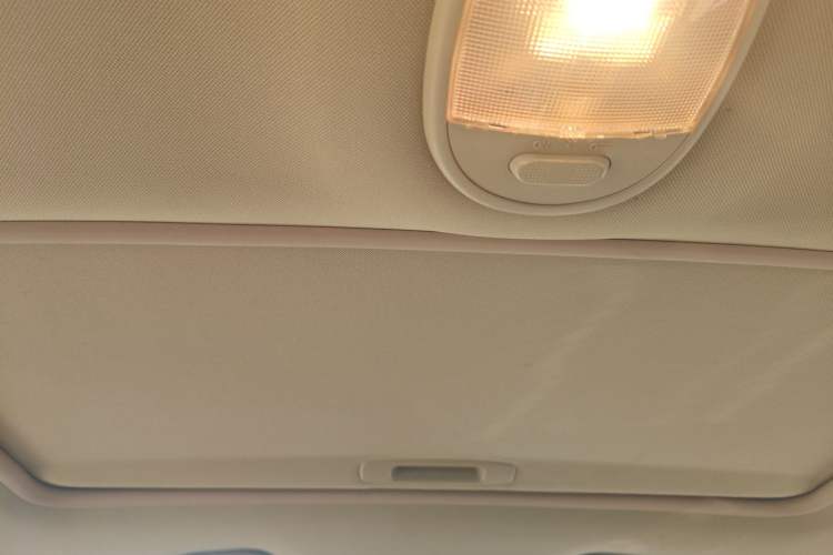 Used Buick Excelle 2011 1.6 LE-AT Headliner