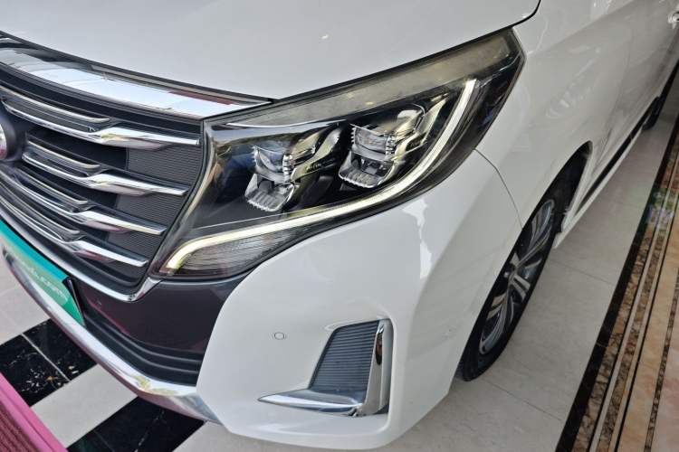 Used GAC Trumpchi M8 2020 Flagship 390T Navigation Model Left Front Headlight