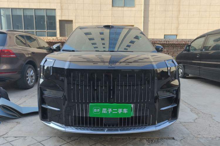 Used Zeekr 009 2024 Six-Seat Executive Version 4WD 108 kWh