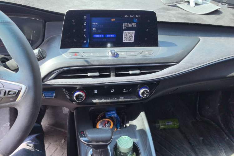 Used Buick Velite 6 2019 Connected Fashion Model Audio And AC Panel