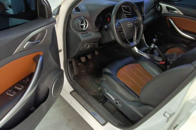 Used BYD Song 2016 1.5TI Manual Luxury Model