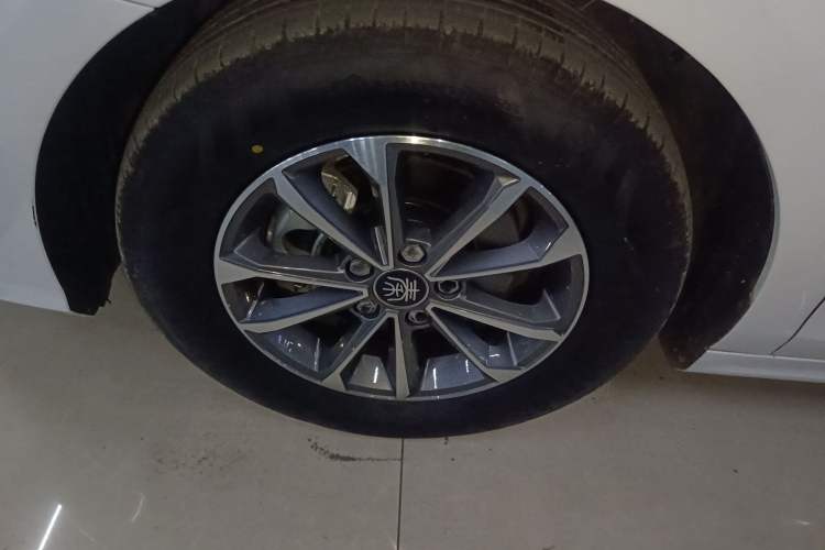 Used BYD Qin PLUS 2024 HONOR Edition DM-i 55KM Leading Model Exterior 4