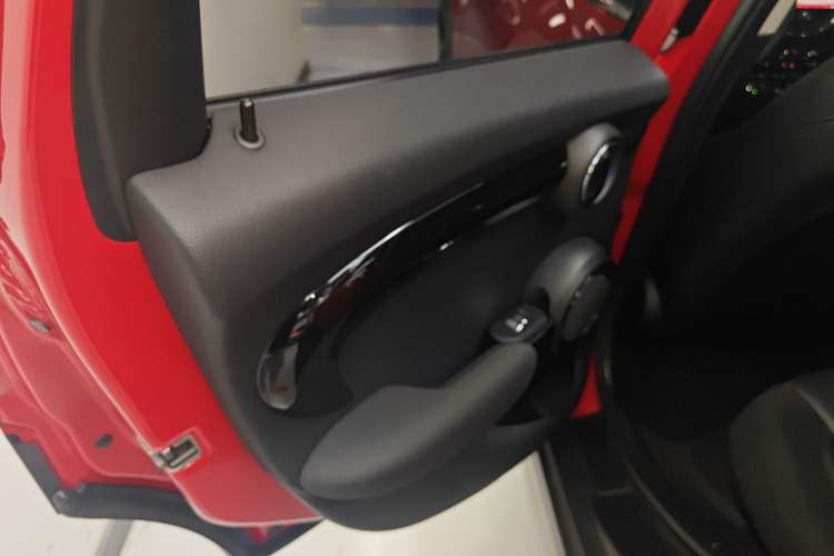 Used MINI MINI 2019 2.0T COOPER S Classic Edition Five-Door Model