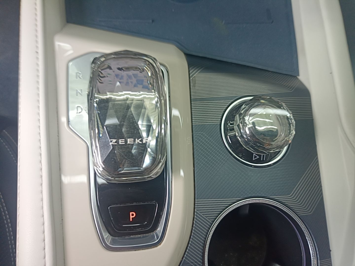Zeekr 001 2023 WE Edition 86 kWh — снимка 16
