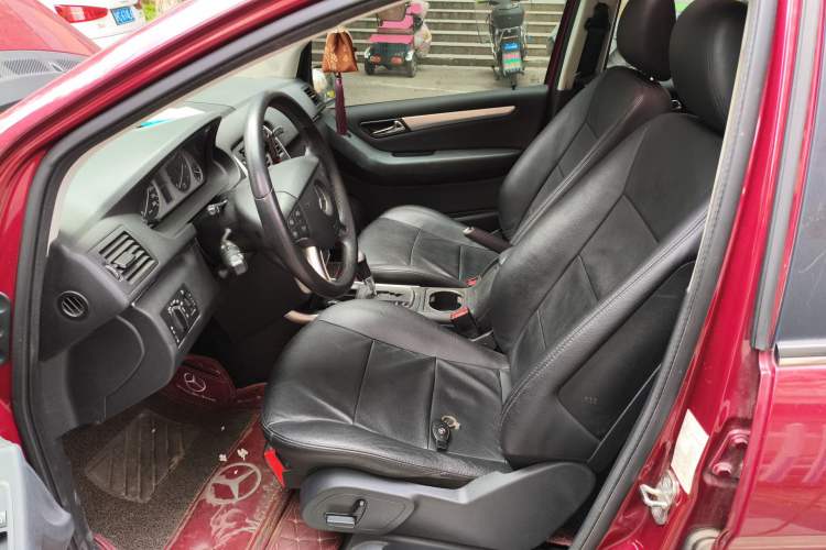 Used Mercedes-Benz B-Class 2009 B 200 Fashion Model Left Front Seat