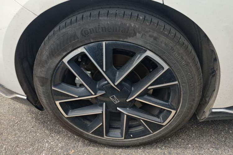 Used Avatr 06 2025 Max All-Electric Version
