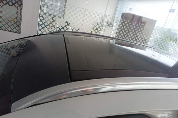 Used Mercedes-Benz GLA 2016 GLA 200 Fashion Model Roof