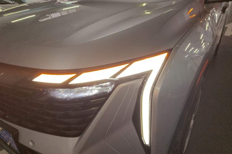 Used Geely Auto FX11 2023 1.5TD DCT Prestige Edition