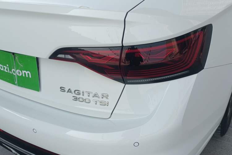 Used Volkswagen Sagitar 2023 300TSI DSG Excellence Edition Right Rear Taillight