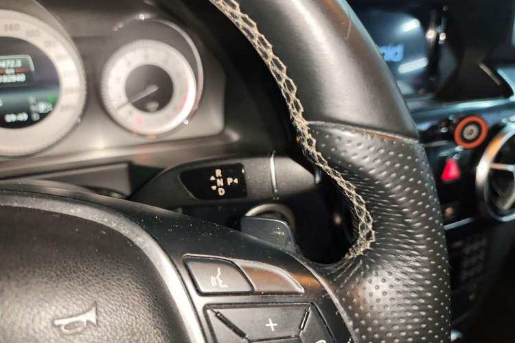 Used Mercedes-Benz GLK-Class 2013 Facelift GLK 300 4MATIC Fashion Edition