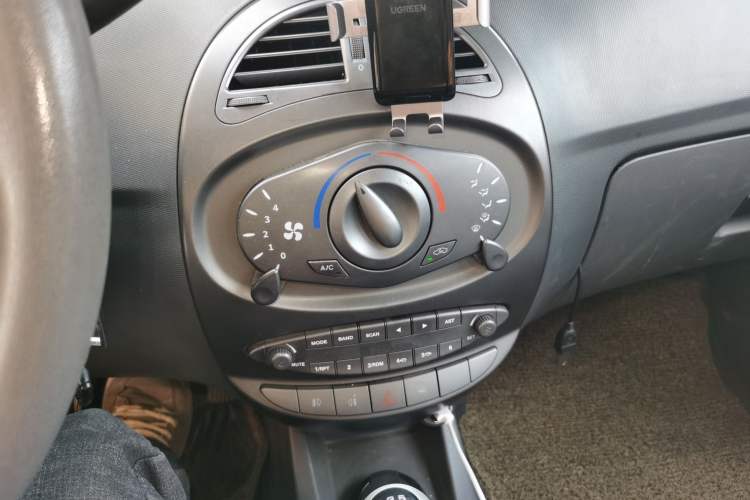 Used Chery X1 2012 1.5L Manual Comfort Edition Audio And AC Panel