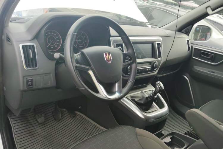 Used Jinbei Hiace King 2021 2.0L Business King Series Enjoyment Version Standard Top 7-Seater 1TZS