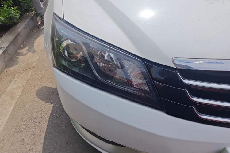 Used Geely Auto Emgrand 2015 Sedan 1.5L Manual - Top Trim Level