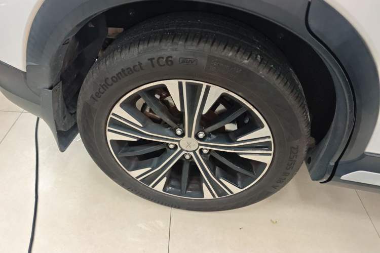 Used Mitsubishi Eclipse Cross 2019 1.5T CVT Two-Wheel Drive Dream Edition China VI Standard
