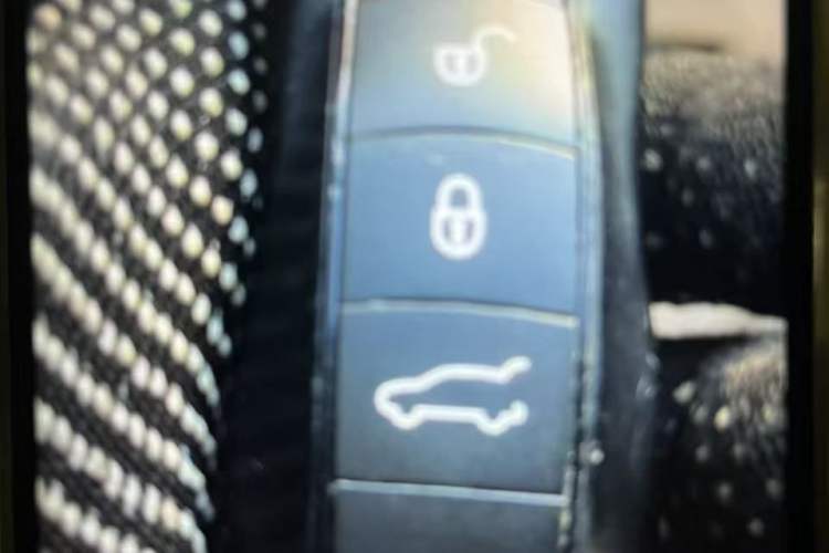 Used Porsche Macan 2017 Macan 2.0T Vehicle Key