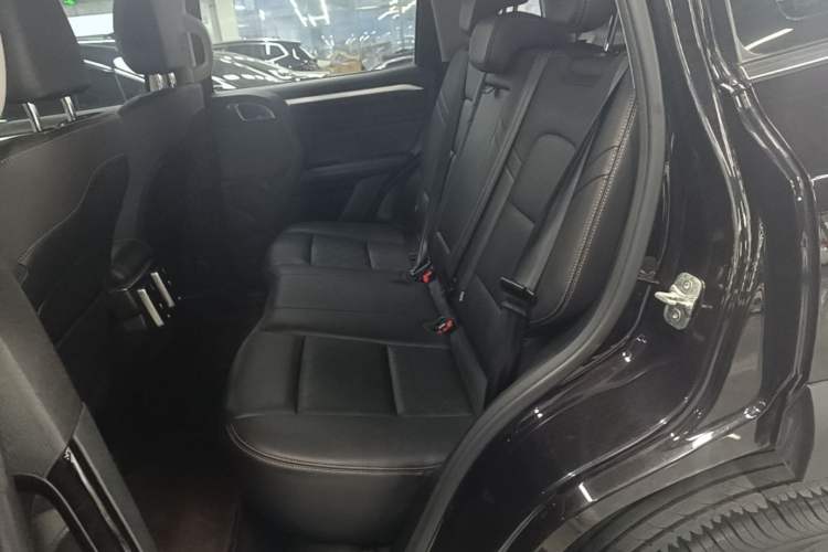 Used Haval DARGO 2021 1.5T DCT Two-Wheel Drive Border Collie Edition Left Rear Seat