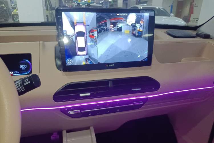 Used Geely Galaxy Panda 2024 200km Panda Kart Audio And AC Panel