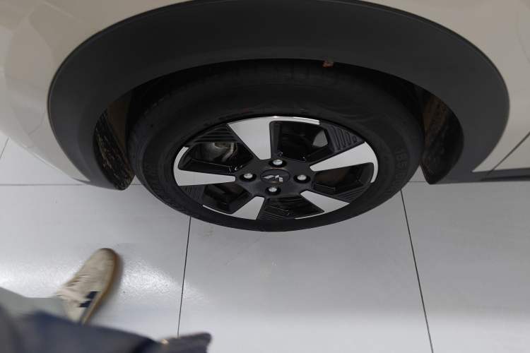 Used Wuling Bingo PLUS 2024 401 km Range 5-Seater Version