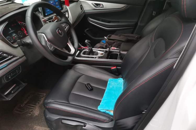 Used CHANGAN CS75 2020 280T Manual Elite Version China VI Standard
