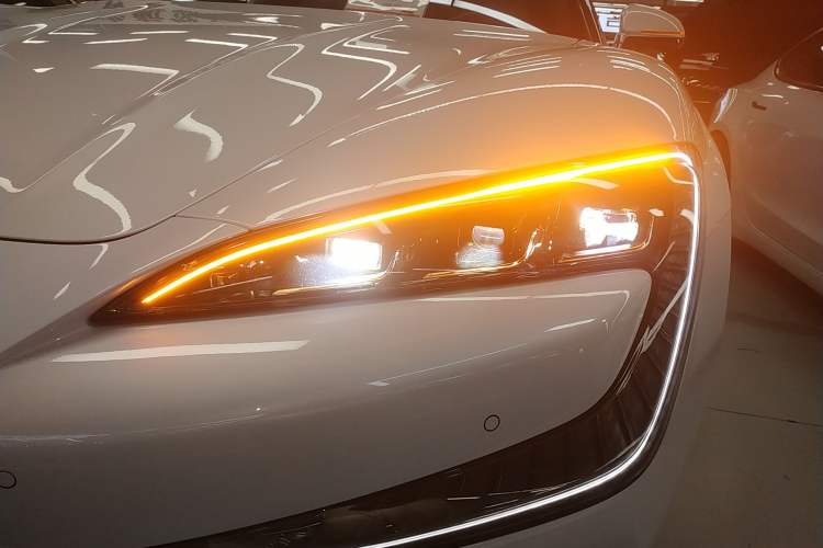 Used Yangwang U7 2025 EV Five-Seat Luxury Edition