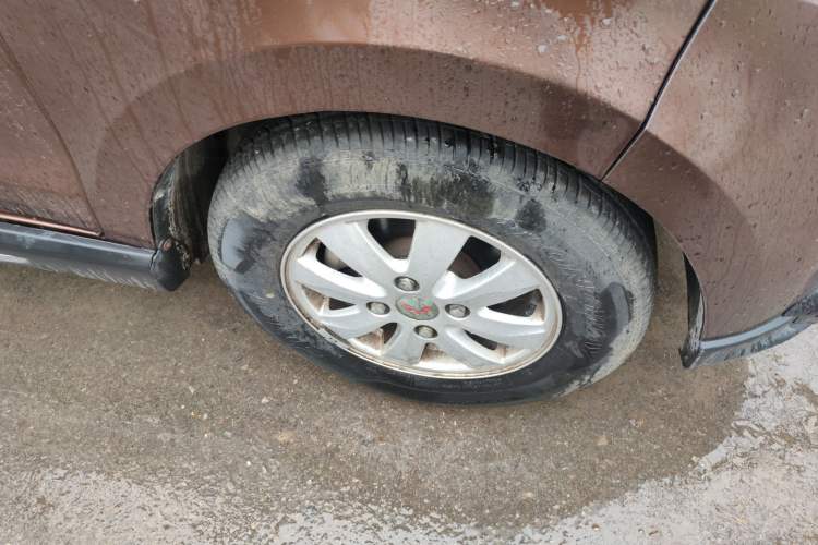 Used Wuling Hongguang 2014 1.2L S Comfort Model China IV