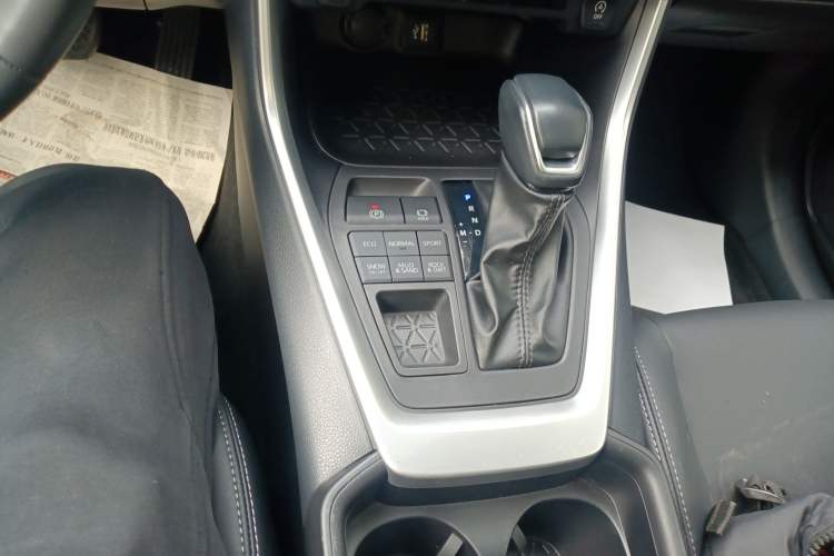 Used Toyota Wildlander 2023 2.0L CVT Four-Wheel Drive Luxury PLUS Edition