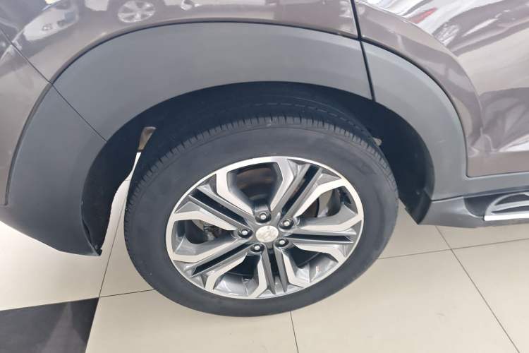 Used Hyundai Tucson 2015 1.6T Dual-Clutch Two-Wheel-Drive Leading Model
