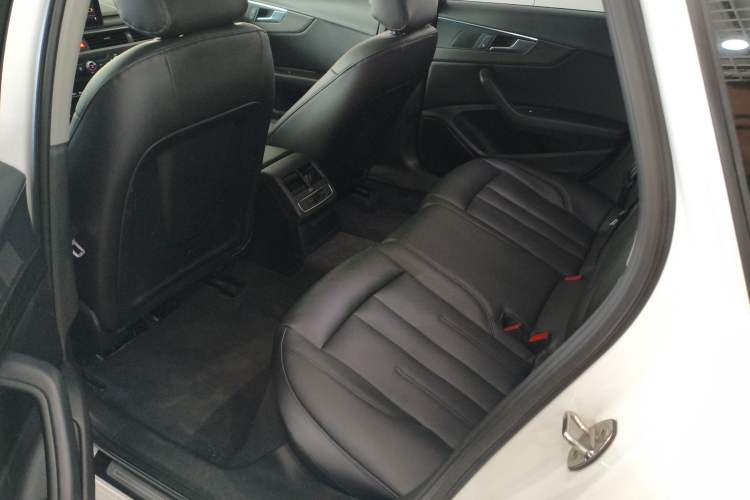 Used Audi A4L 2018 30th Anniversary Edition 40 TFSI Trendy Model