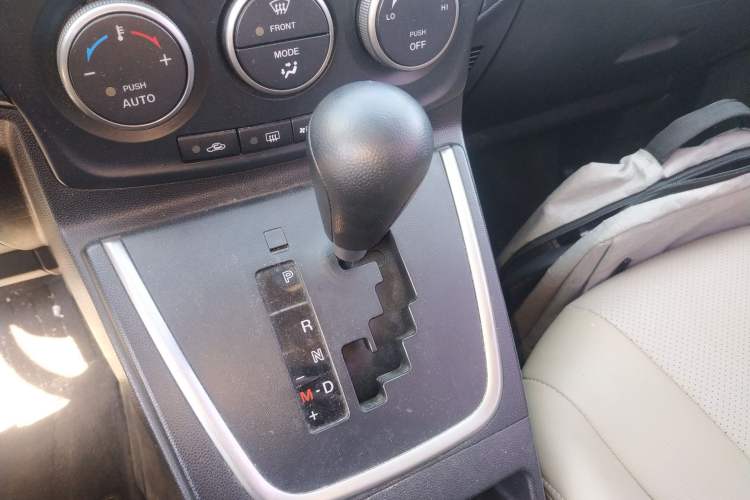 Used Mazda 5 2013 2.0L Automatic Comfort Edition
