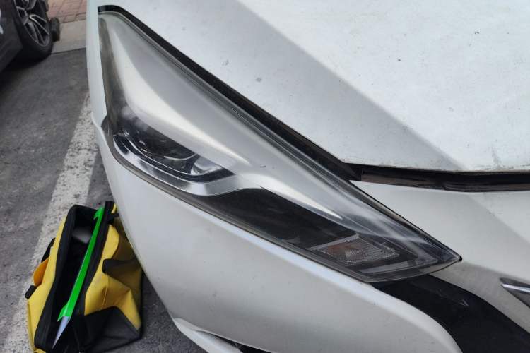 Used Nissan Lannia 2016 1.6L CVT High-Energy Version Right Front Headlight