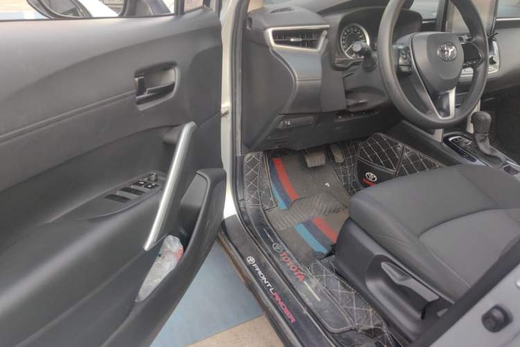 Used Toyota FRONTLANDER 2022 2.0L CVT Elite Edition Driver Seat