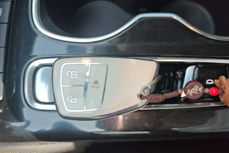 Used Buick Envision 2023 Encore S 552T Two-Wheel Drive Luxury Model Vehicle Key