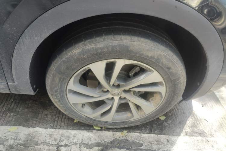 Used Buick Envision 2022 Facelift Encore S 552T Two-Wheel-Drive Luxury Model
