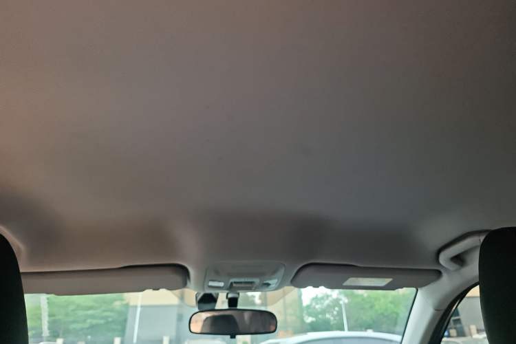 Used Chery Tiggo 5x 2025 High-Energy Version 1.5T CVT Comfort Model Headliner