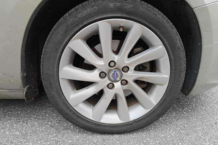 Used Volvo S60 2015 S60L 2.0T Zhiyuan Edition