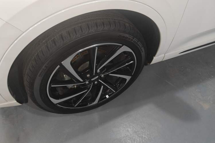 Used Lincoln Corsair 2024 2.0T Four-Wheel Drive Prestige Edition Exterior 4