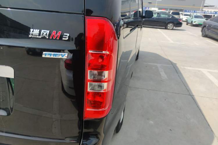 Used JAC Refine M3 PHEV 2025 PLUS 2.0L Comfort Edition
