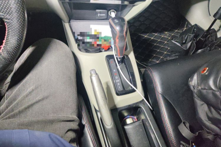 Used Honda Civic 2014 1.8L automatic comfort version Gear Lever