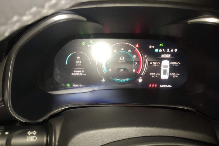 Used Wey VV6 2021 2.0T Two-Wheel Drive Smart Protection+