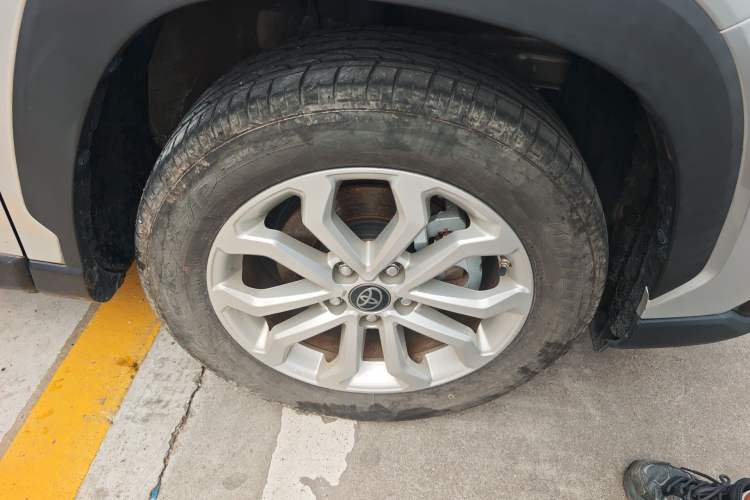 Used Toyota FRONTLANDER 2023 2.0L CVT Elite Edition