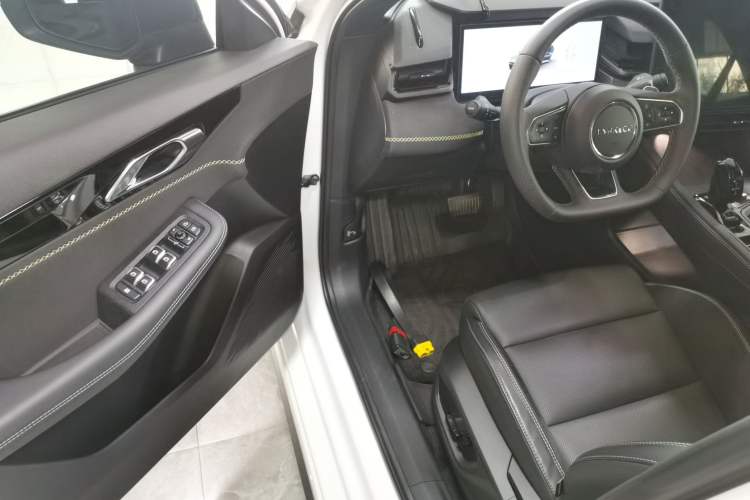 Used Lynk & Co 03 2025 1.5TD DCT Champion Edition Pro