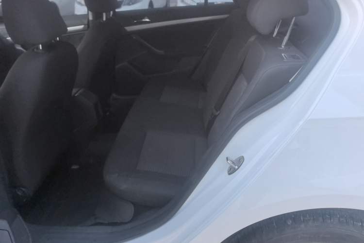 Used Volkswagen Lavida 2017 1.6L Automatic Fashion Edition