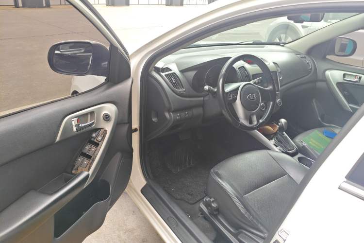 Used Kia Forte 2014 1.6L AT GLS