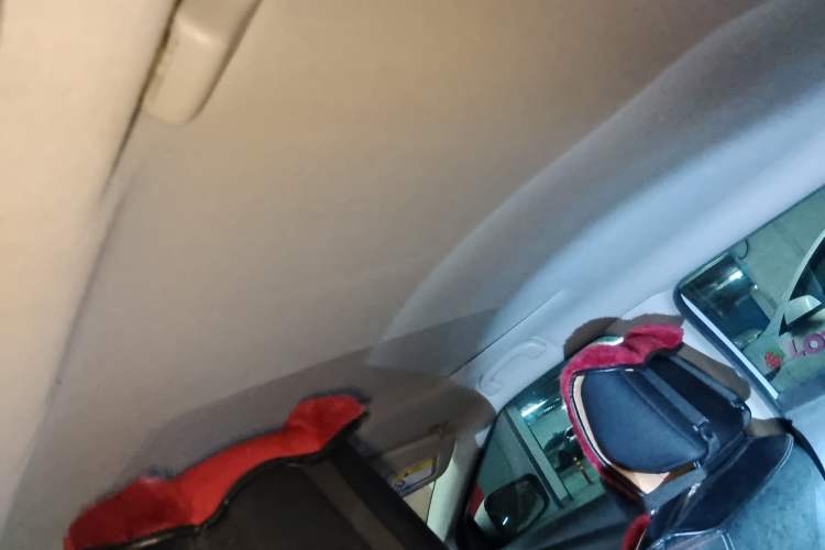 Used Nissan Lannia 2016 1.6L CVT Smart Cool Edition Headliner