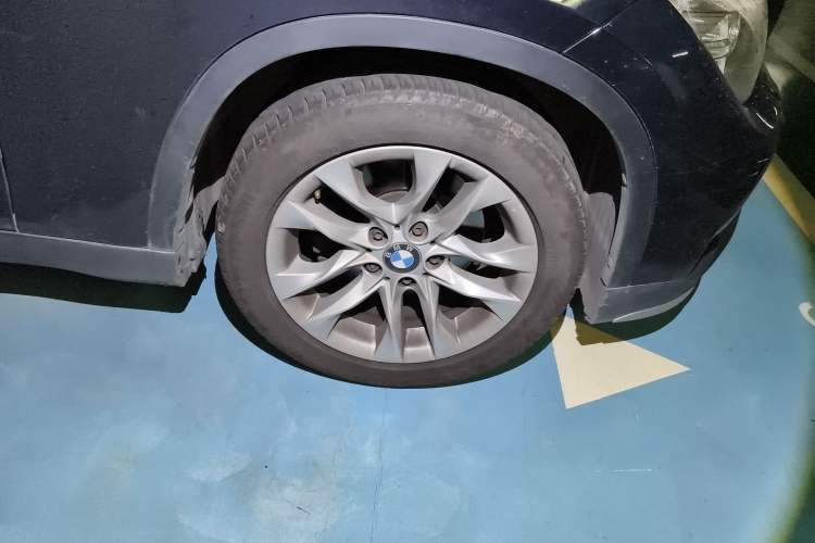 Used BMW X1 2014 sDrive18i Leading Model
