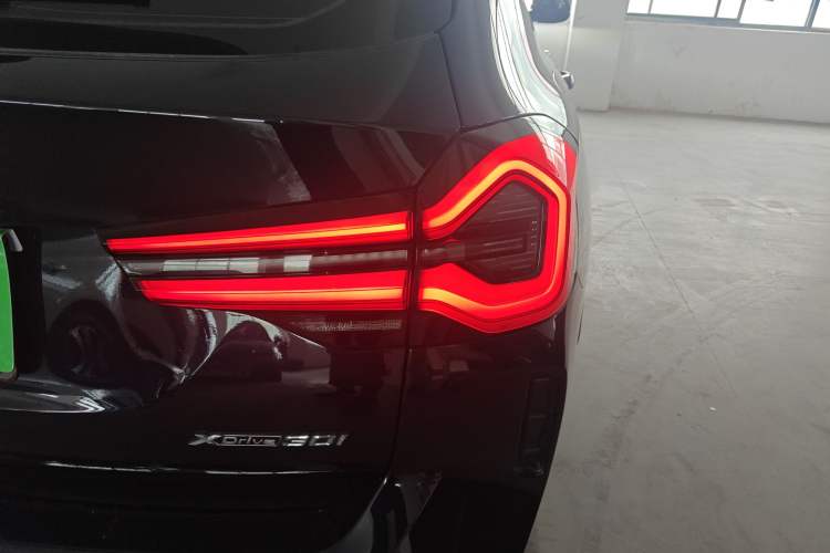 Used BMW X3 2023 Restyled xDrive30i Leading Edition M Night Sky Package
